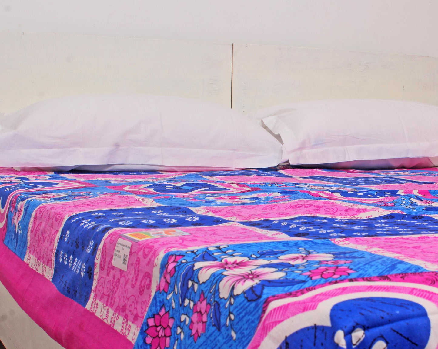 Pink Blue Geometric Single Bedsheet 60 X 90 Inches